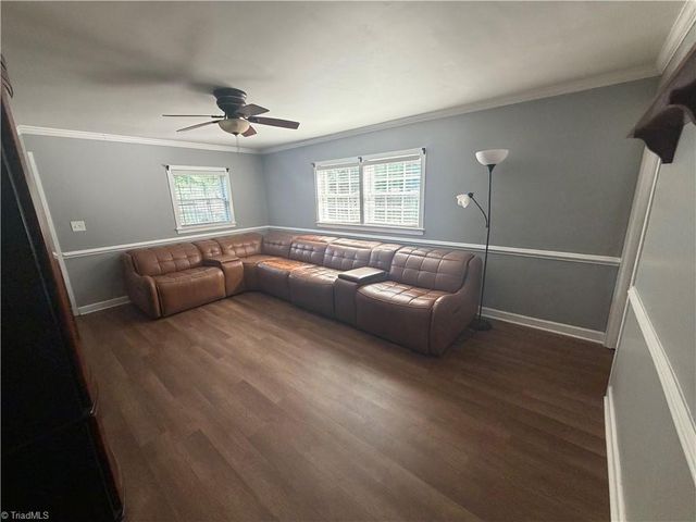 2050 Independence Road, Winston-salem, NC 27106
