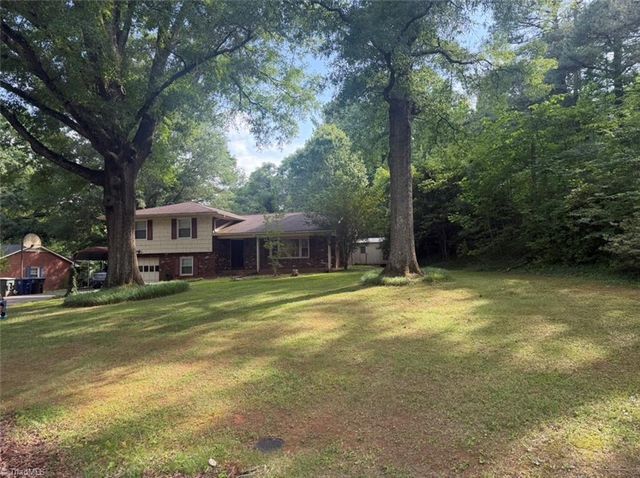 2050 Independence Road, Winston-salem, NC 27106