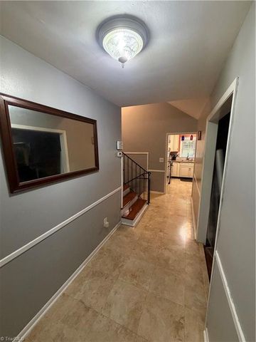 2050 Independence Road, Winston-salem, NC 27106