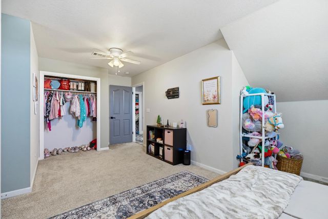 966 Shelly Ct, Ripon, CA 95366