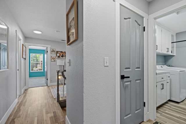 966 Shelly Ct, Ripon, CA 95366