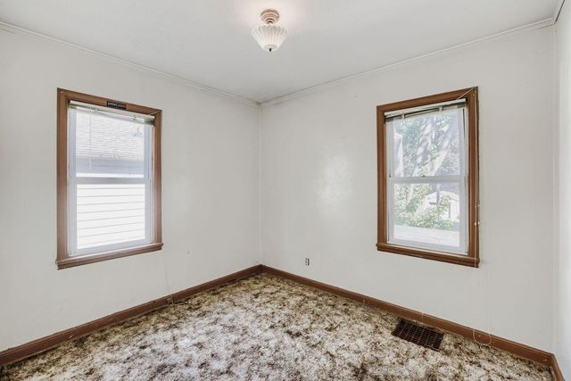 1084 Gorman Avenue, West Saint Paul, MN 55118