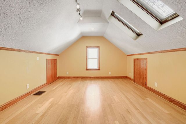 1084 Gorman Avenue, West Saint Paul, MN 55118