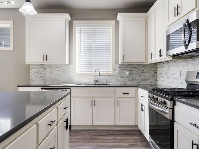8212 Ne 86TH St, Vancouver, WA 98662