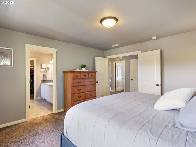 8212 Ne 86TH St, Vancouver, WA 98662