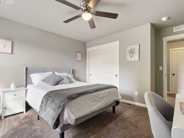 8212 Ne 86TH St, Vancouver, WA 98662