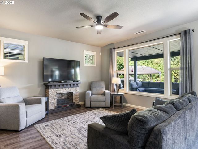 8212 Ne 86TH St, Vancouver, WA 98662