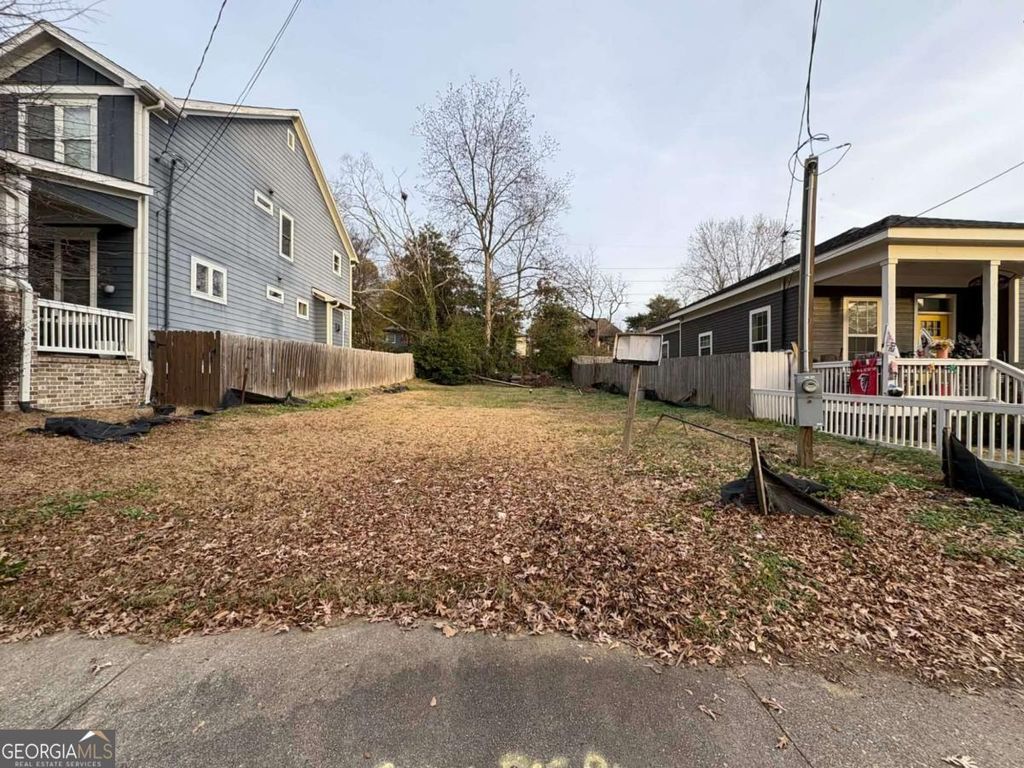 581 English Avenue NW, Atlanta, GA 30318