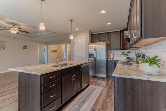 7535 Tealwood Court, Evansville, IN 47715