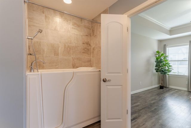 7535 Tealwood Court, Evansville, IN 47715