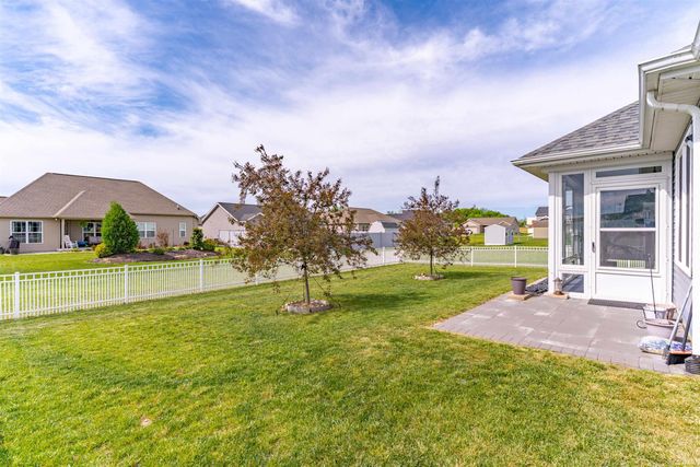 7535 Tealwood Court, Evansville, IN 47715