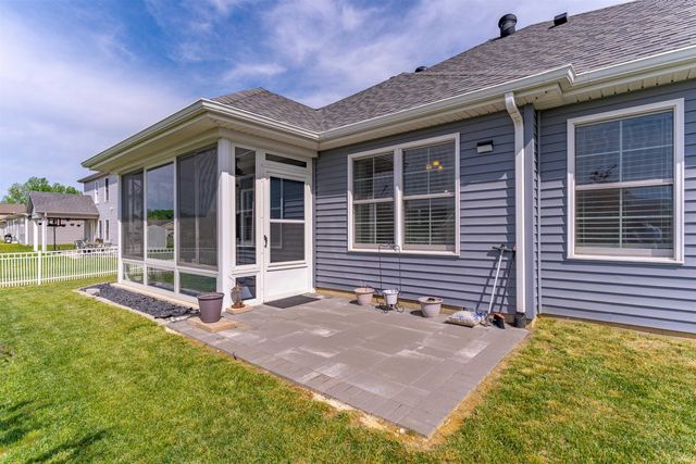 7535 Tealwood Court, Evansville, IN 47715