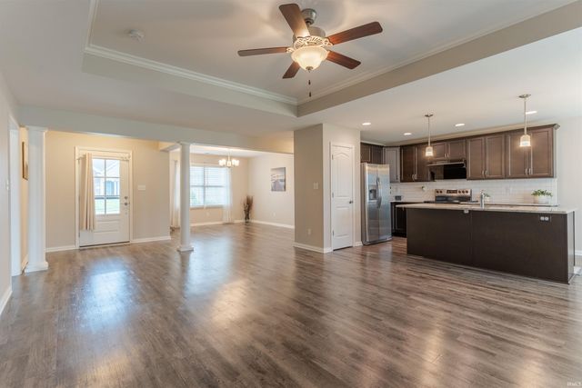 7535 Tealwood Court, Evansville, IN 47715