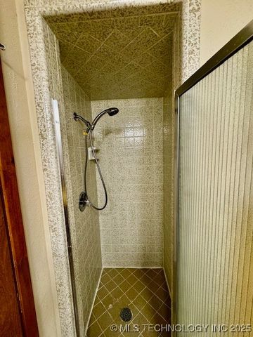 12565 White Rose Road, Thackerville, OK 73459