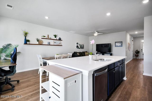 3558 Roseblossom Drive Unit 114, Leland, NC 28451