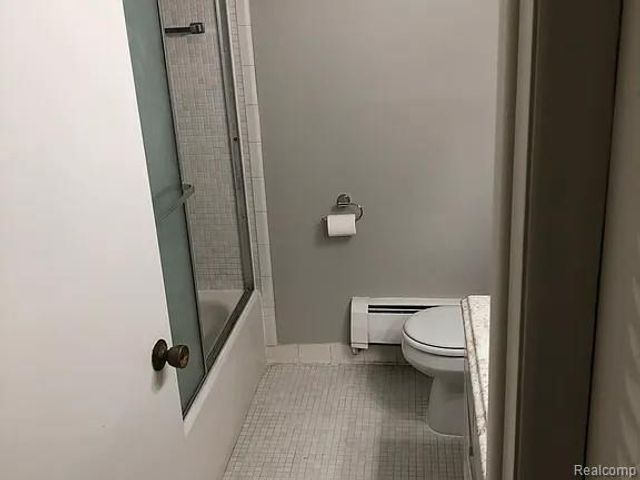 26415 W 7 Mile Road, Redford, MI 48240