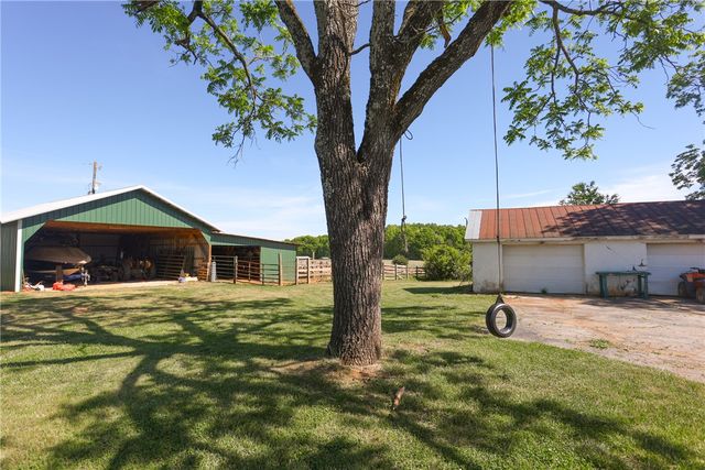 910 Highway 182, Fair Play, SC 29643