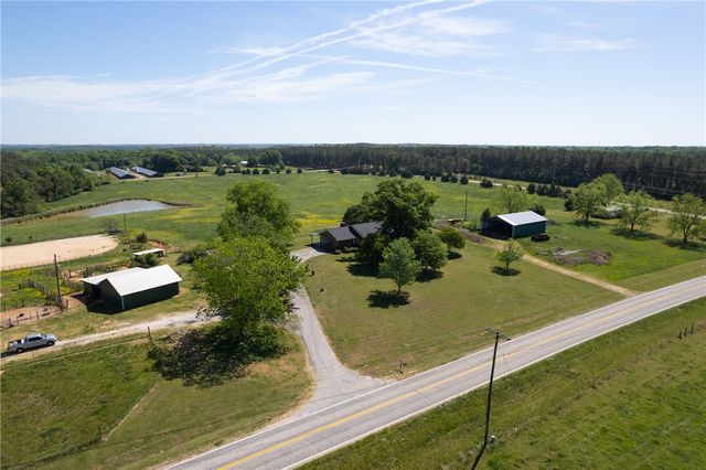 910 Highway 182, Fair Play, SC 29643