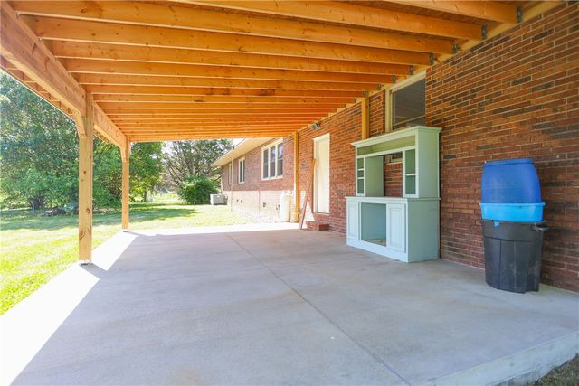 910 Highway 182, Fair Play, SC 29643