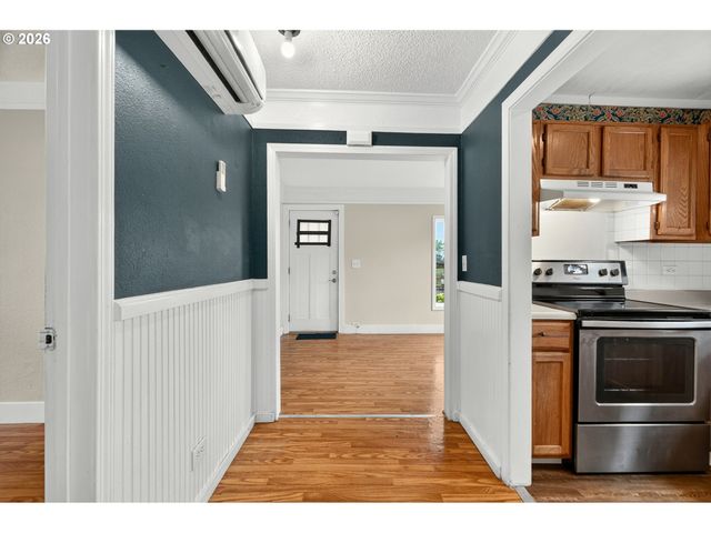 5916 Se 85TH Ave, Portland, OR 97266