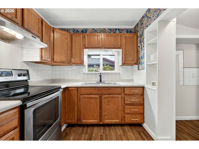 5916 Se 85TH Ave, Portland, OR 97266