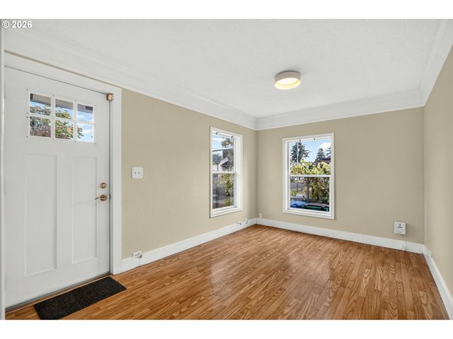 5916 Se 85TH Ave, Portland, OR 97266