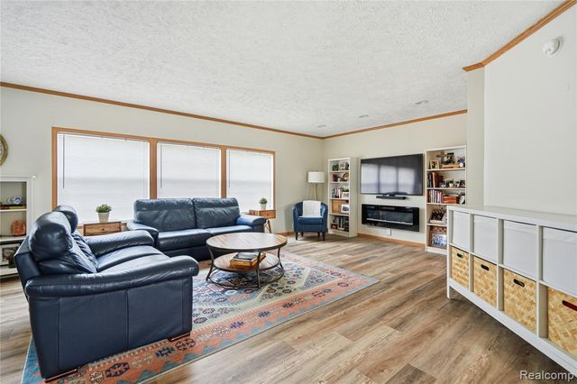11078 Stony River Court, South Lyon, MI 48178