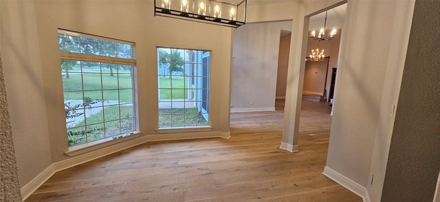 137 Oakview Road, Gainesville, TX 76240