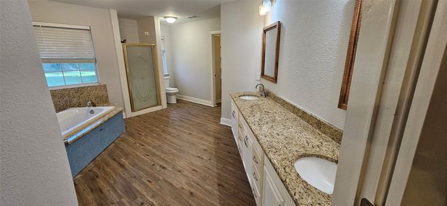 137 Oakview Road, Gainesville, TX 76240