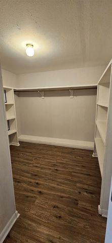 137 Oakview Road, Gainesville, TX 76240