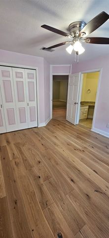 137 Oakview Road, Gainesville, TX 76240