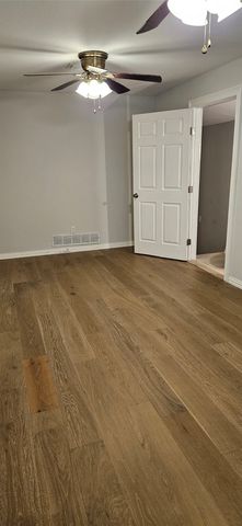 137 Oakview Road, Gainesville, TX 76240