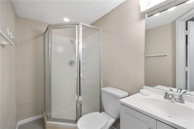 3704 E 107th Street, Kansas City, MO 64137