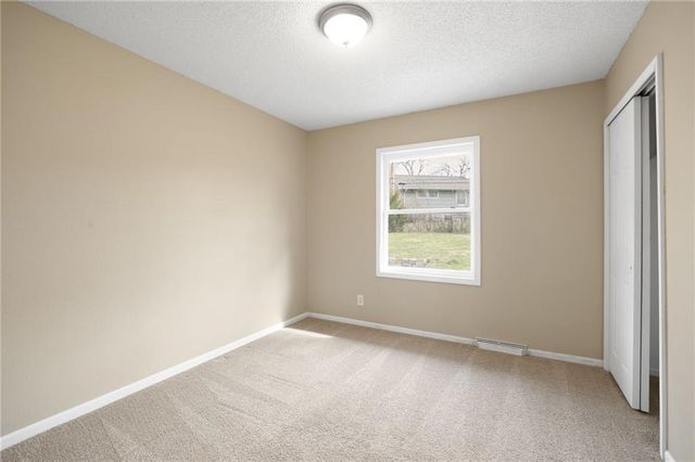 3704 E 107th Street, Kansas City, MO 64137