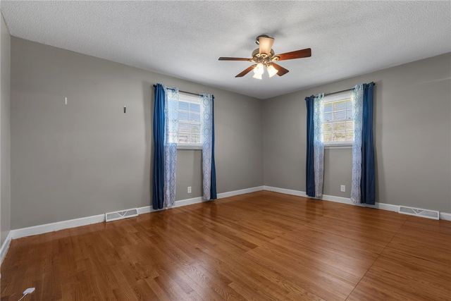 300 N Green Street, Williamston, SC 29697