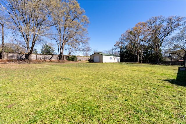 300 N Green Street, Williamston, SC 29697