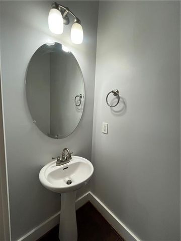 221 Semel NW Circle 261, Atlanta, GA 30309