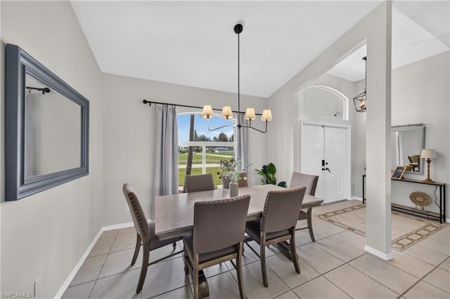 519 NE 19th TER, Cape Coral, FL 33909