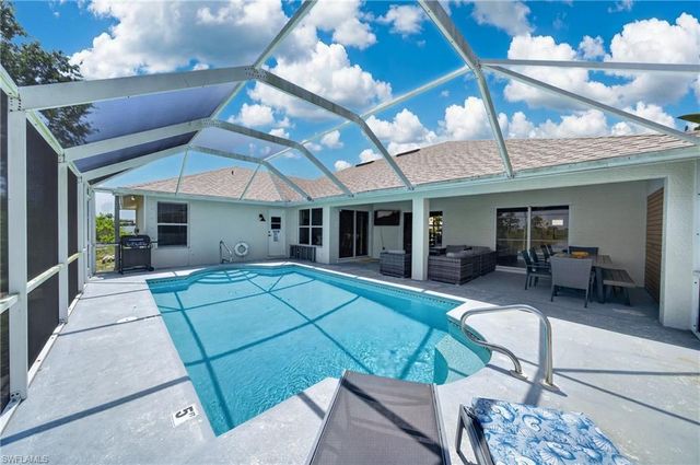 519 NE 19th TER, Cape Coral, FL 33909