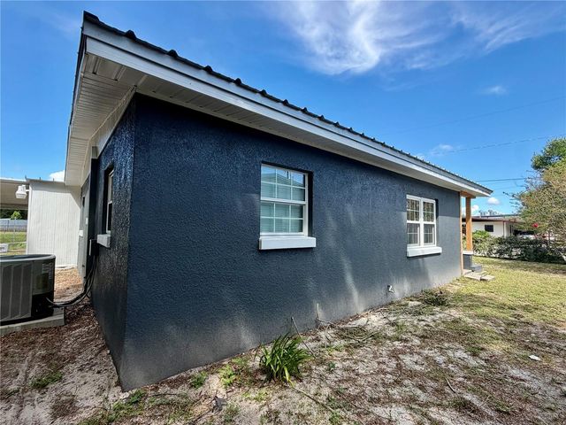 107 SHIRLEY COURT, Eagle Lake, FL 33839