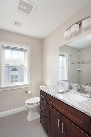 150 Quincy Ave 3A, Quincy, MA 02169