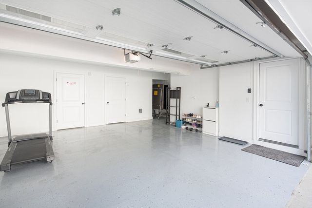 150 Quincy Ave 3A, Quincy, MA 02169