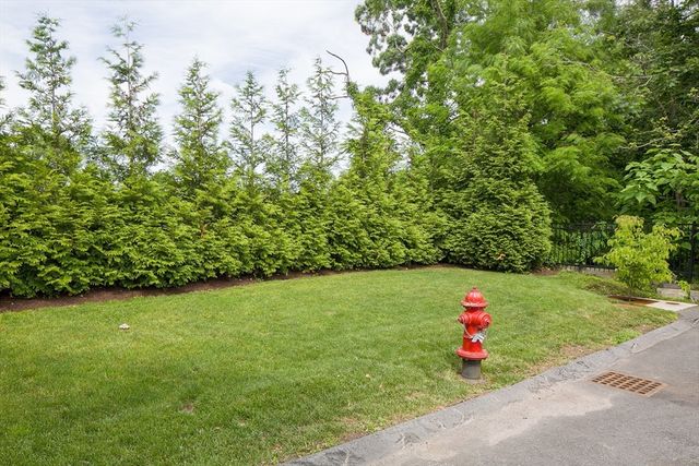 150 Quincy Ave 3A, Quincy, MA 02169