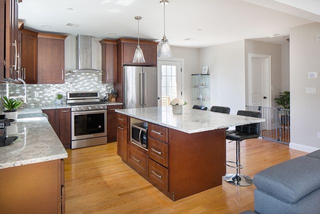 150 Quincy Ave 3A, Quincy, MA 02169