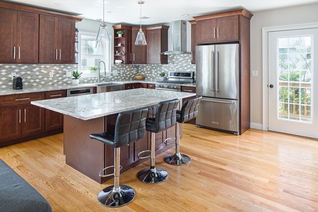 150 Quincy Ave 3A, Quincy, MA 02169