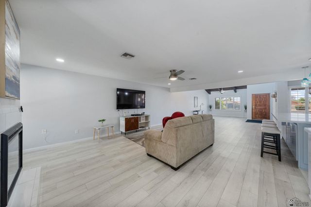 1156 W 36 St, Yuma, AZ 85364