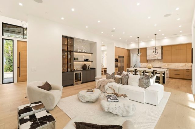 2319 Warner Range Avenue, Menlo Park, CA 94025