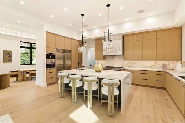 2319 Warner Range Avenue, Menlo Park, CA 94025