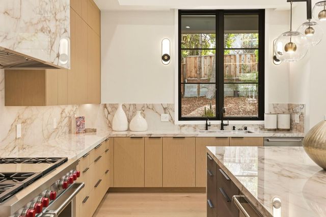 2319 Warner Range Avenue, Menlo Park, CA 94025