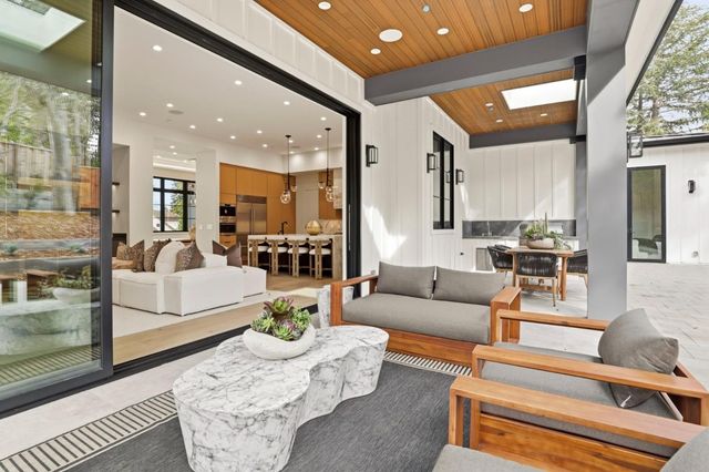 2319 Warner Range Avenue, Menlo Park, CA 94025